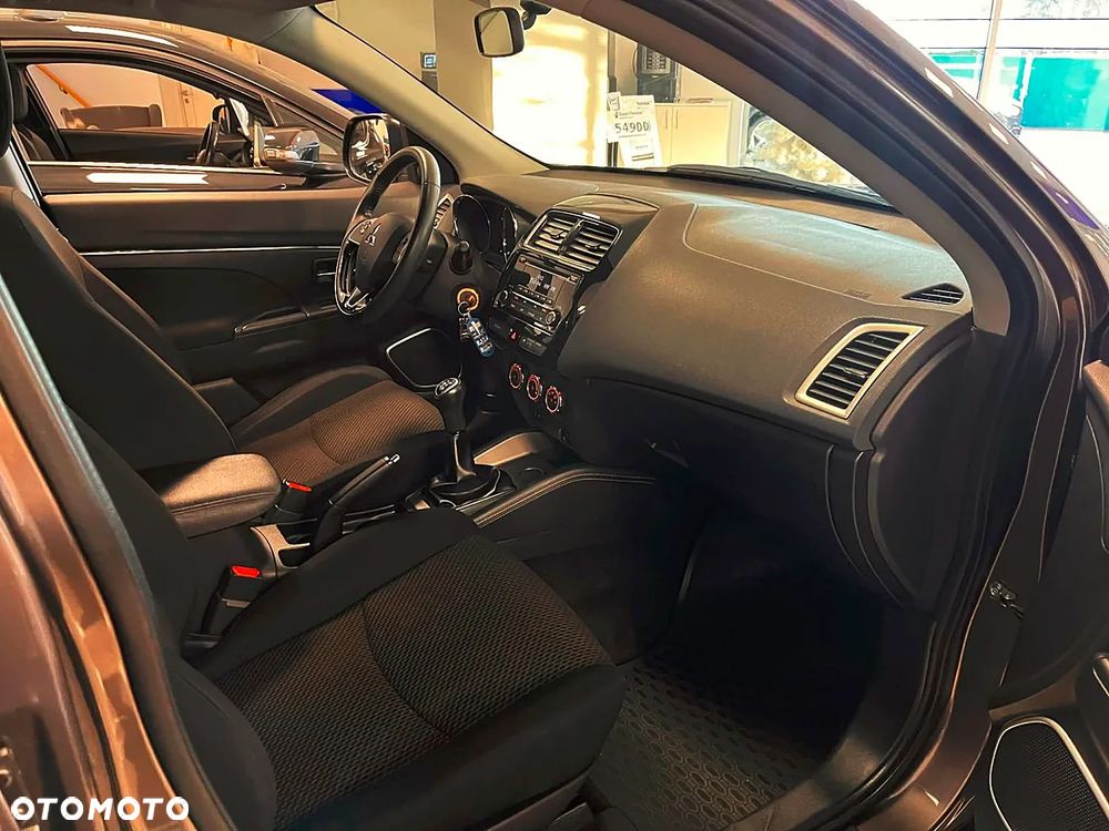 Mitsubishi ASX 1.6 Invite - 10