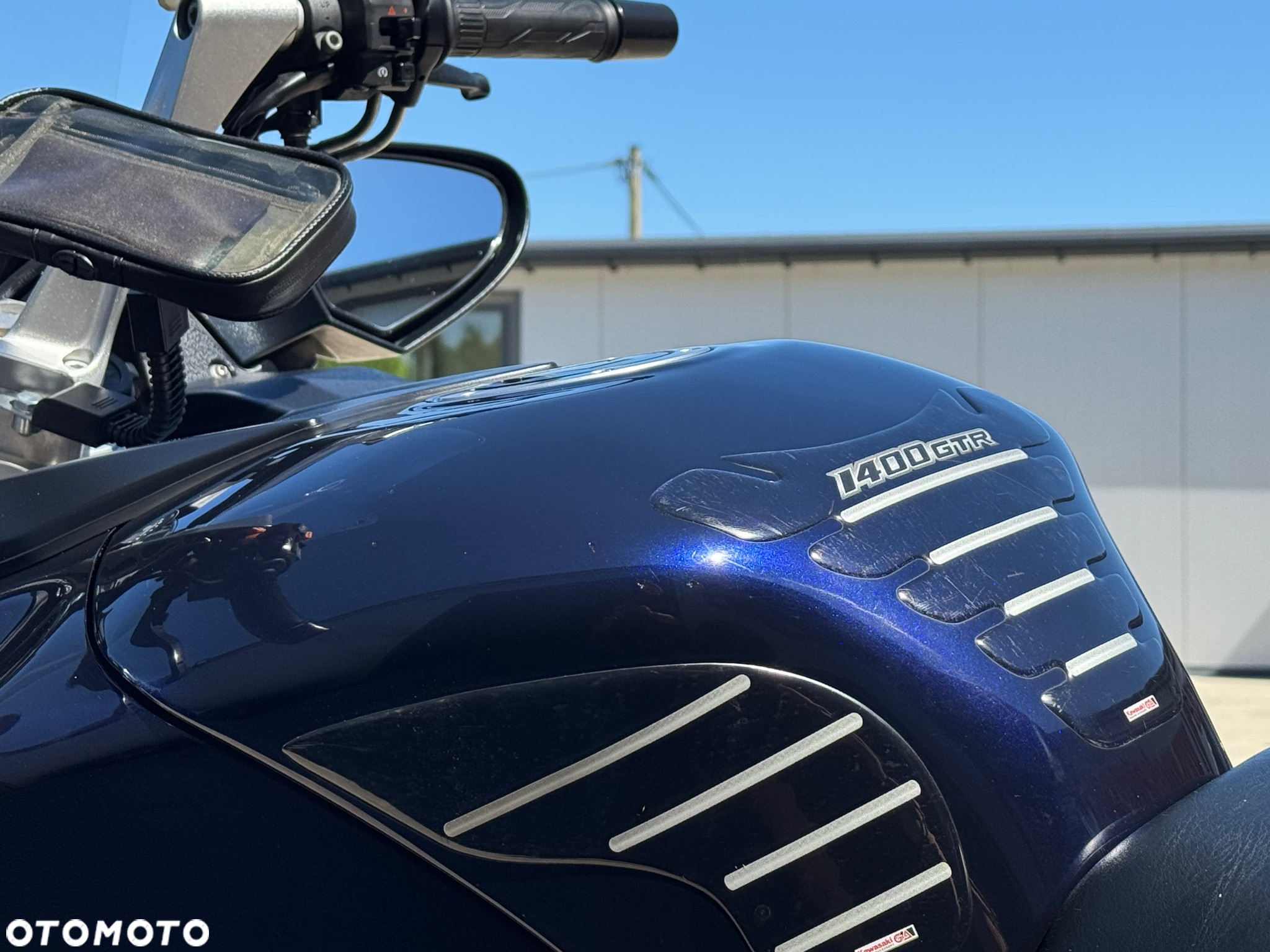 Kawasaki GTR - 9