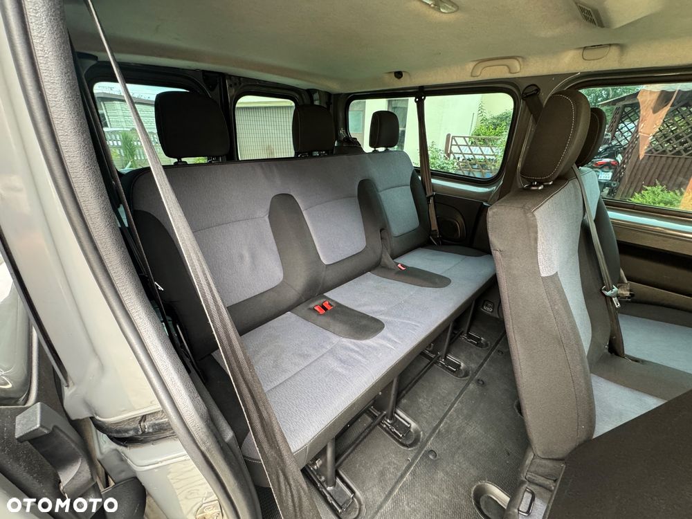 Opel Vivaro - 13