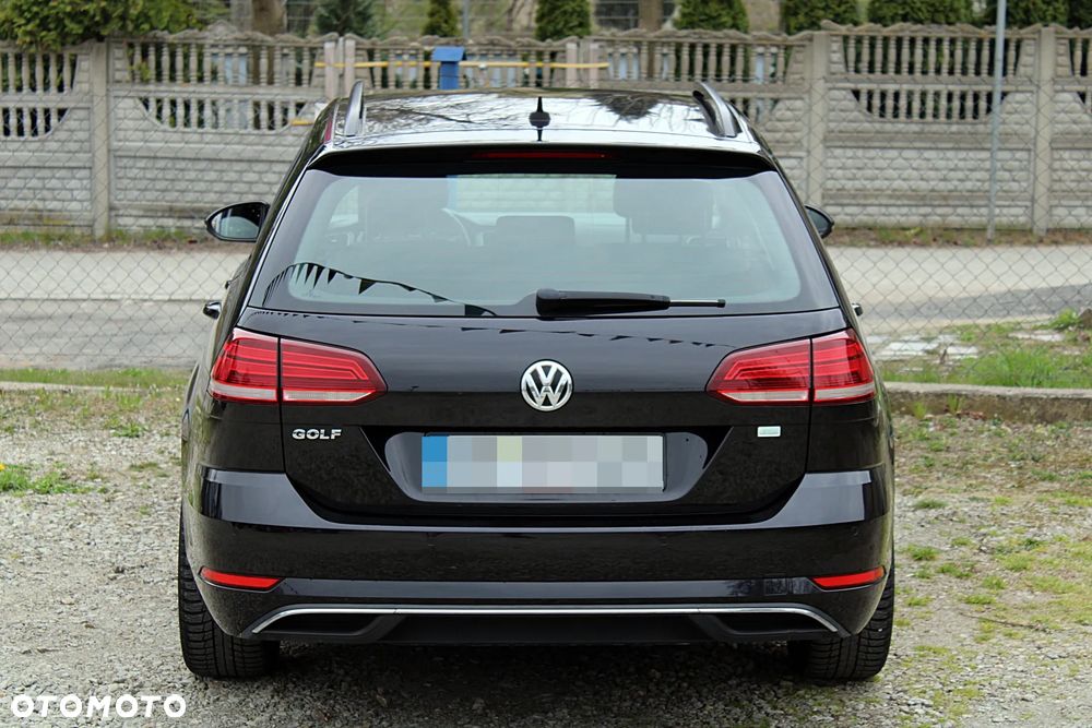 Volkswagen Golf - 9
