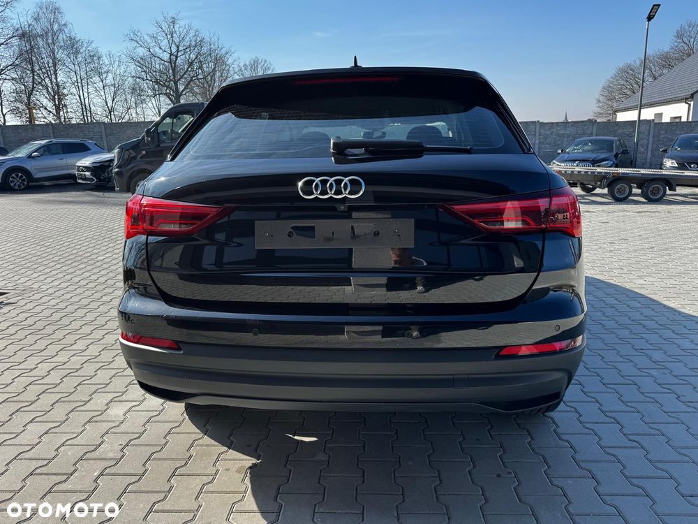 Audi Q3 40 TDI Quattro S tronic advanced - 8