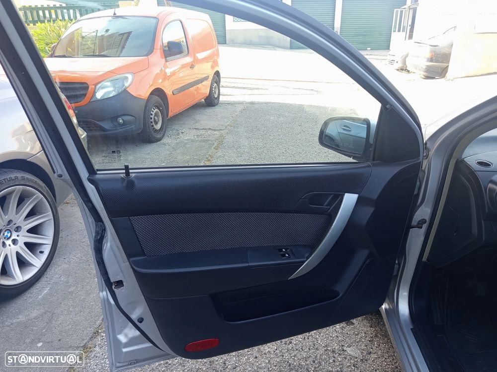 Chevrolet Aveo 1.2 LT Bi-Fuel - 8