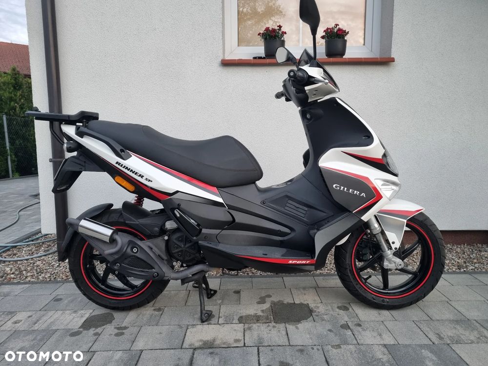 Gilera Runner - 1