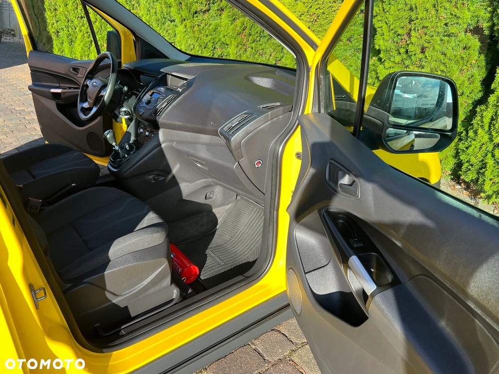Ford Tourneo Connect - 14