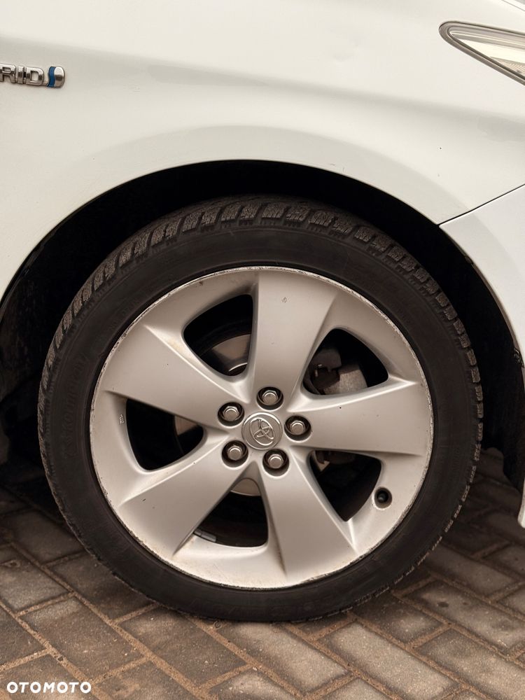 Toyota Prius (Hybrid) Comfort - 5