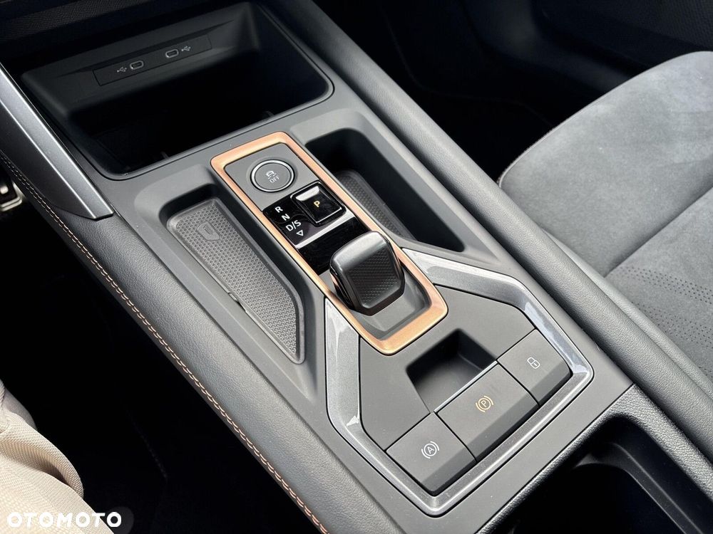 Cupra Formentor 1.5 eTSI mHEV DSG - 25