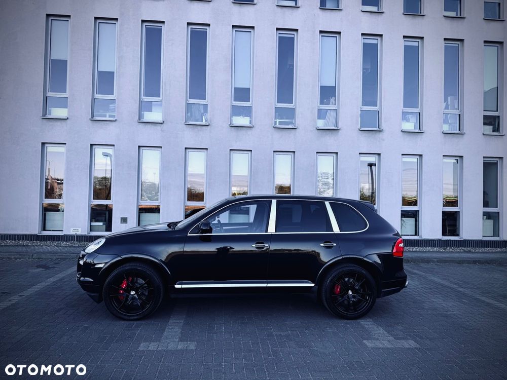 Porsche Cayenne - 2