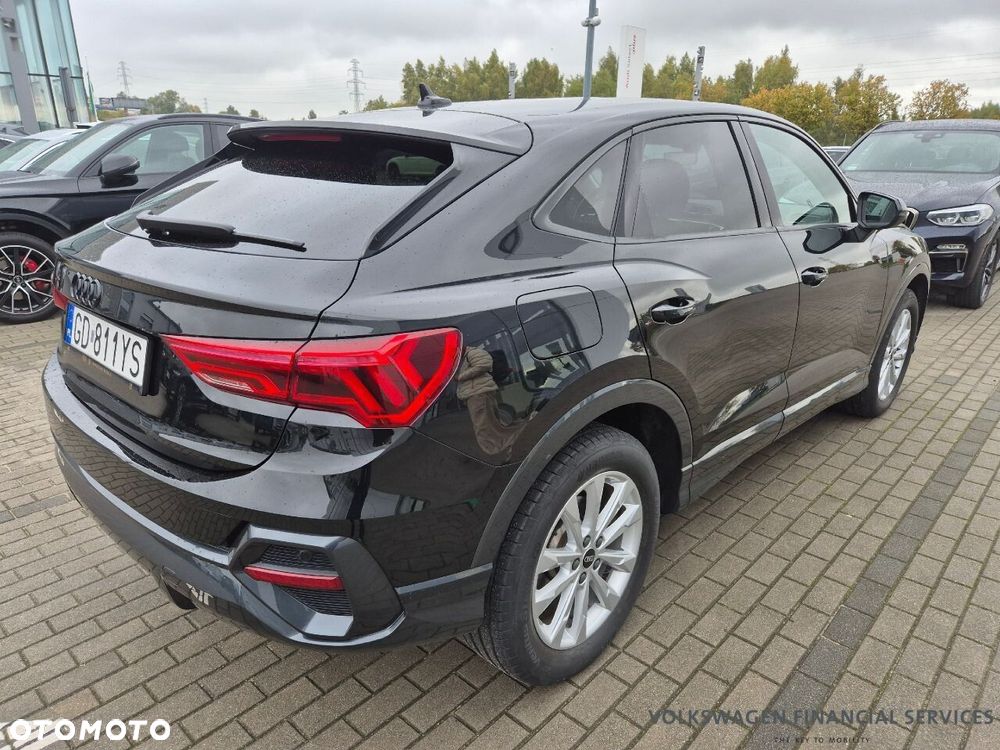 Audi Q3 Sportback - 4