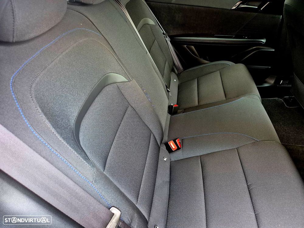 MG MG4 4 Luxury 64 kWh - 25