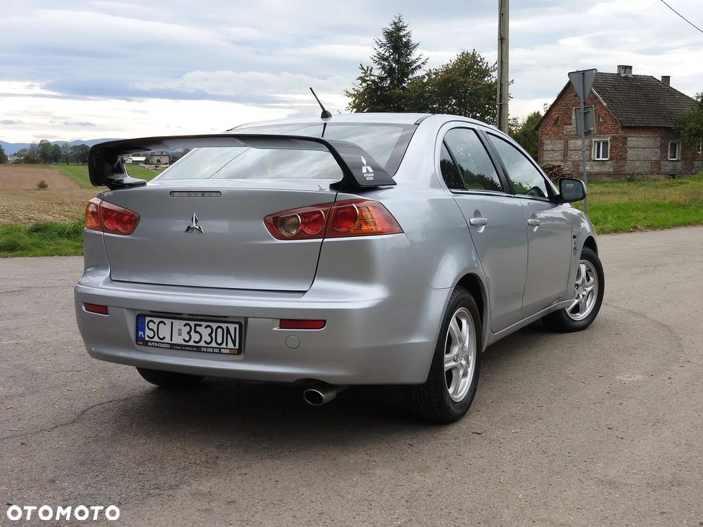 Mitsubishi Lancer - 3