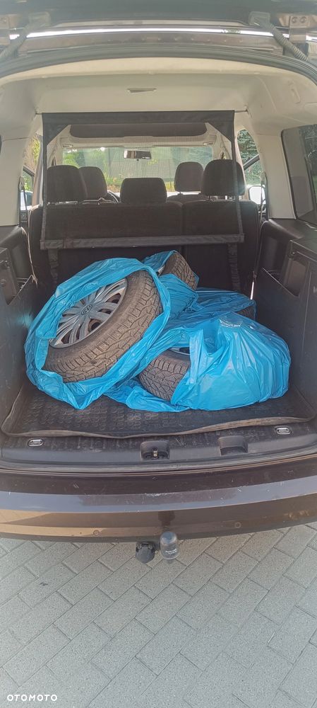 Volkswagen Caddy Maxi 2.0 TDI Highline - 31