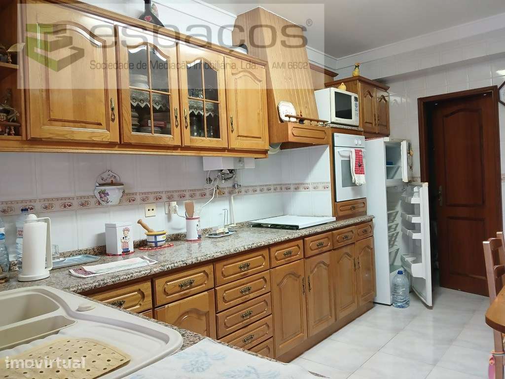 t2 com garagem, Castelo Branco - Grande imagem: 4/17
