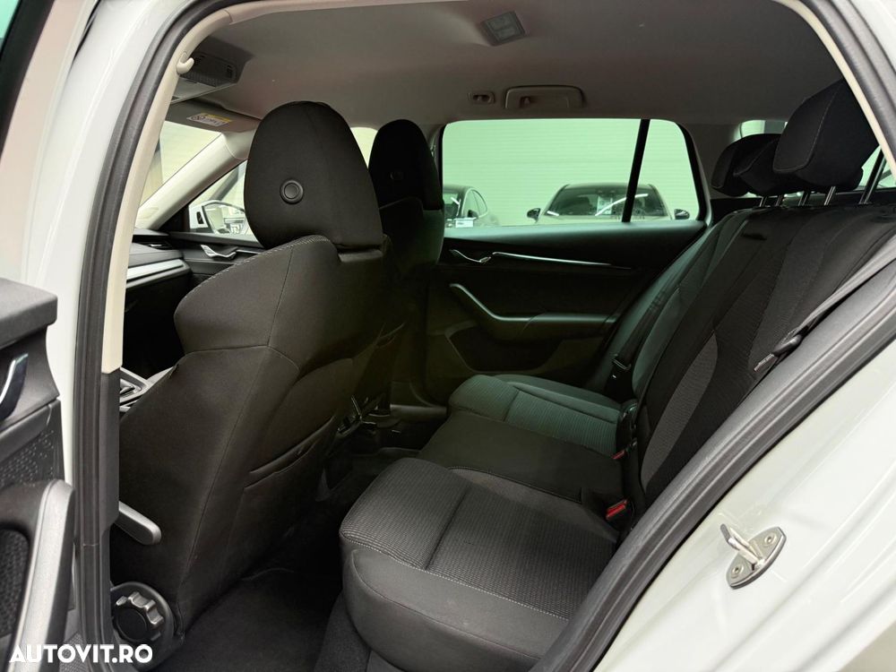 Skoda Octavia 2.0 TDI Tour - 8