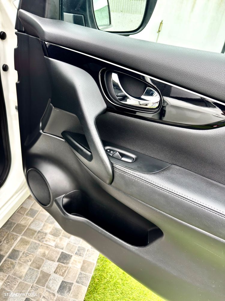 Nissan Qashqai 1.5 dCi TEKNA+ - 11