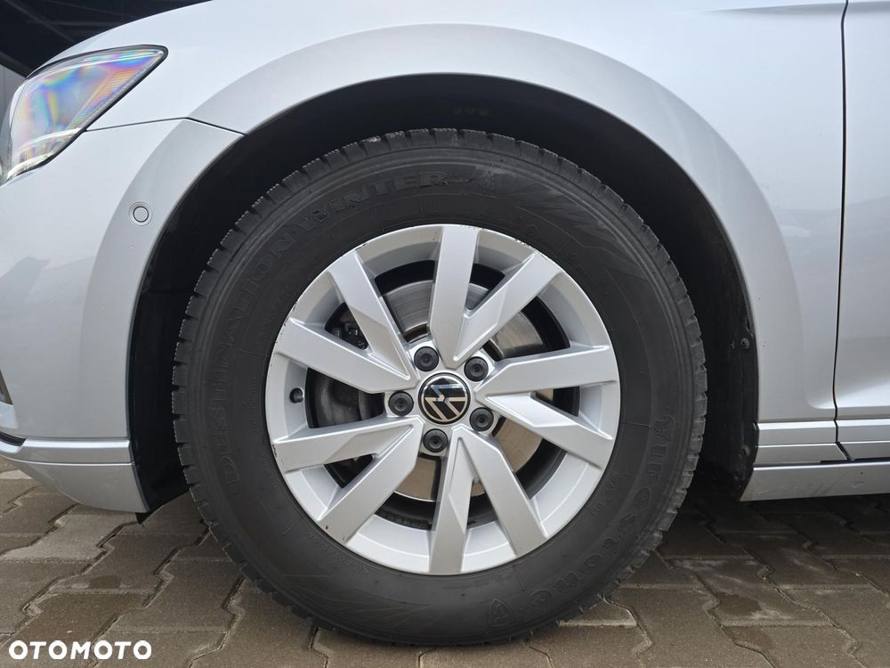 Volkswagen Passat - 9