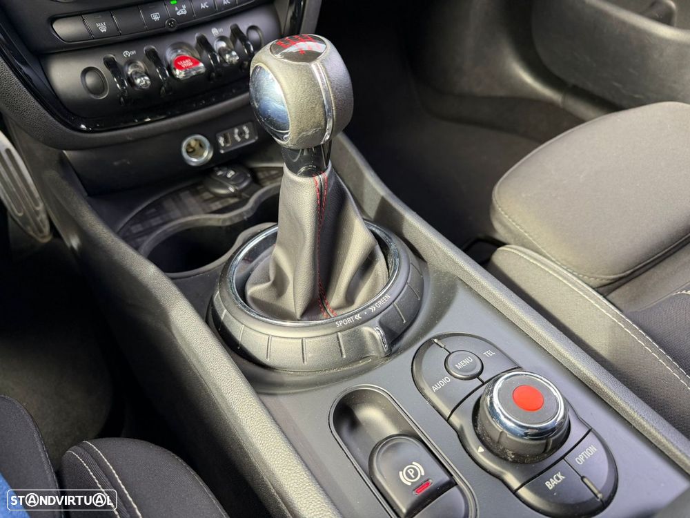 MINI Clubman One D - 17