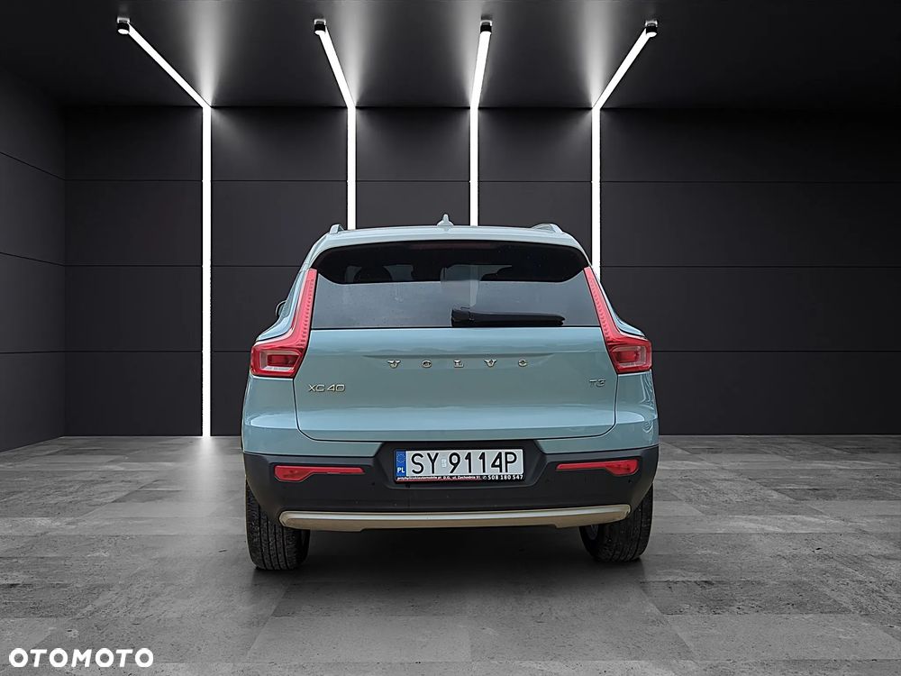 Volvo XC 40 T3 Momentum - 8