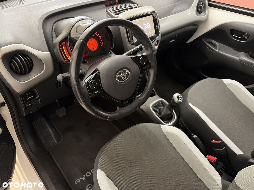 Toyota Aygo - 10