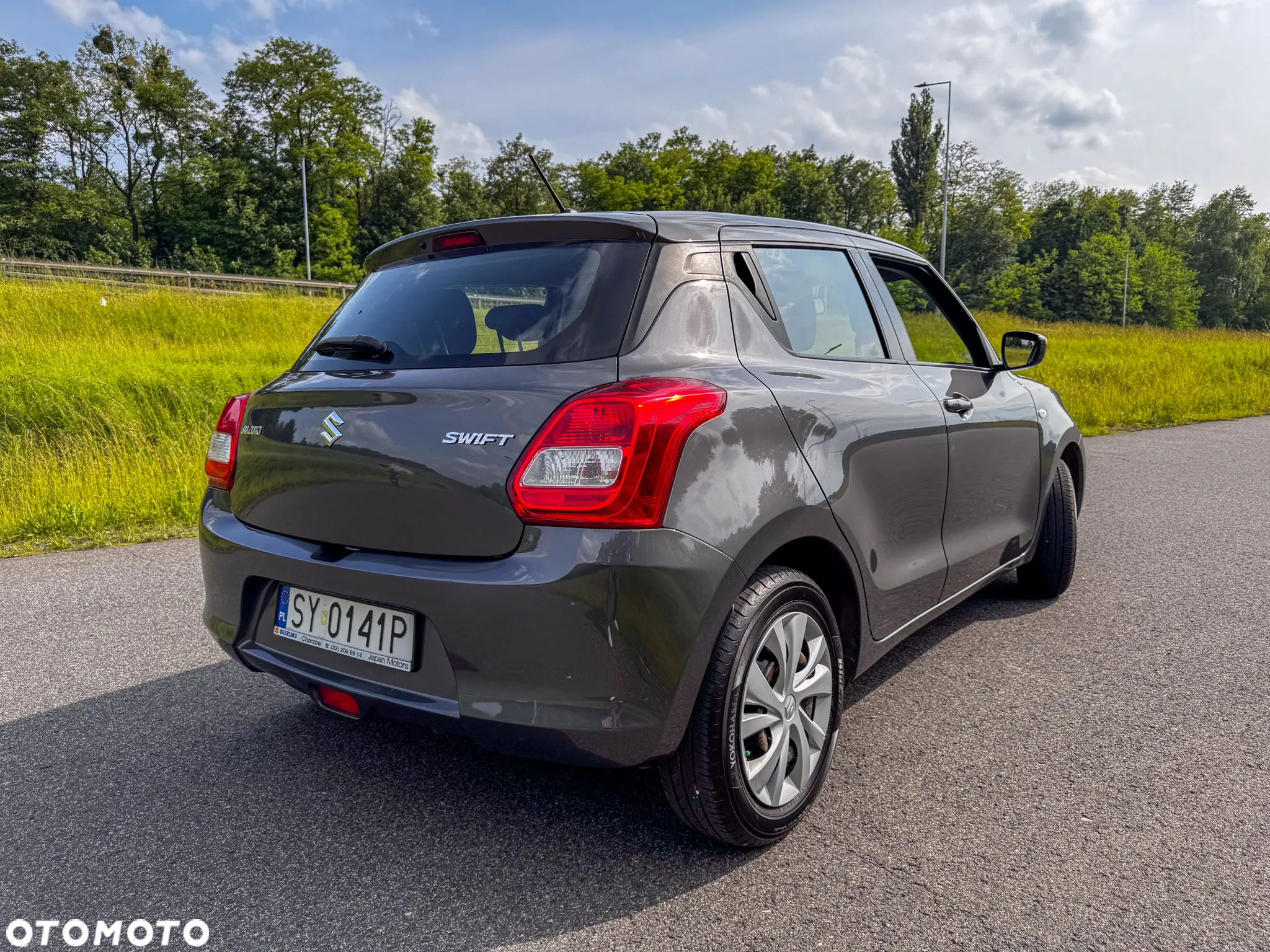 Suzuki Swift 1.2 Premium - 4