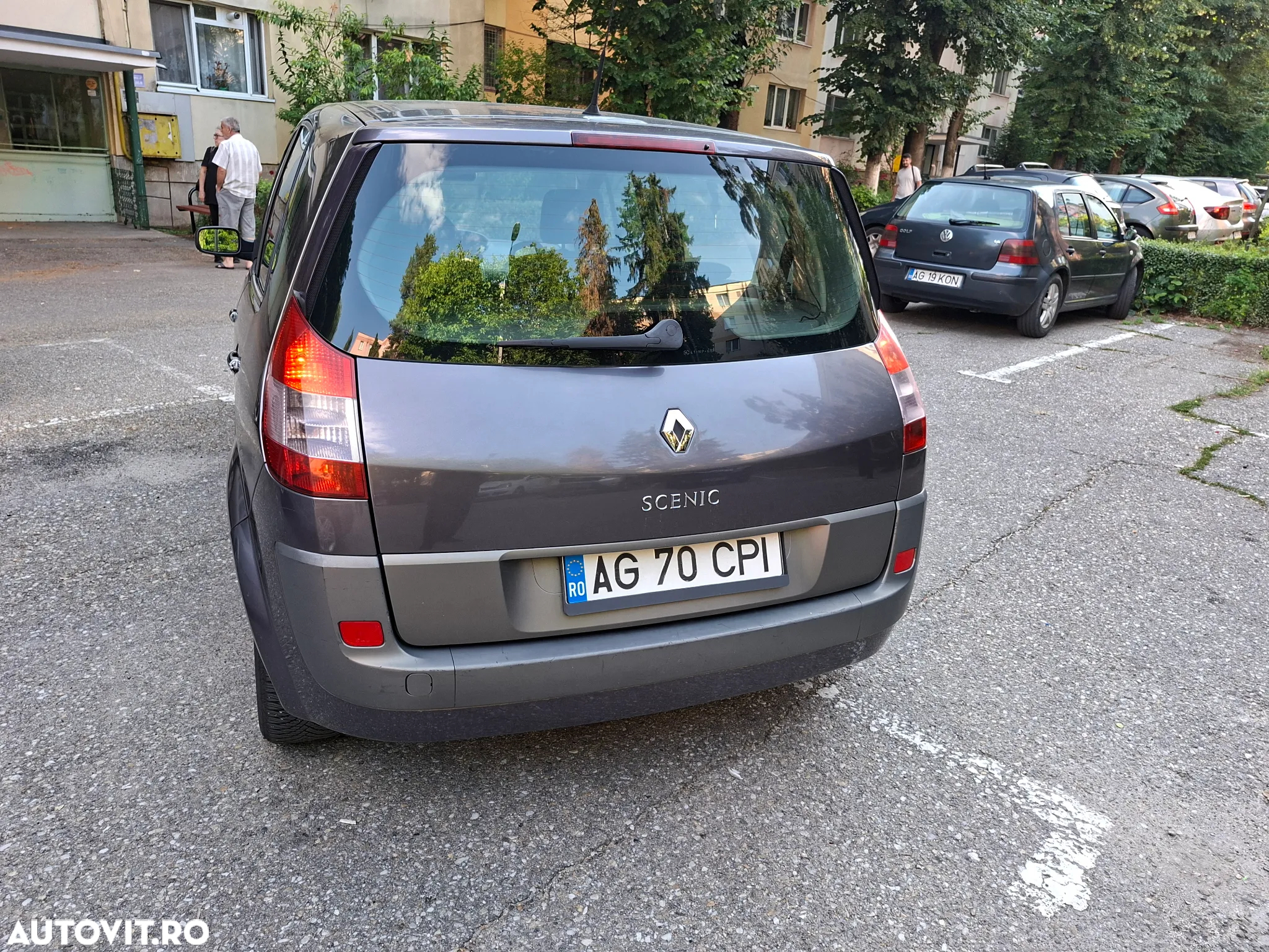 Renault Scenic 1.6 16V Authentique - 6