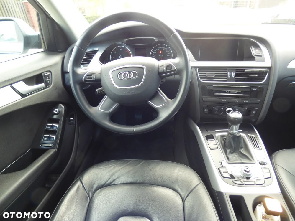 Audi A4 Limousine - 6