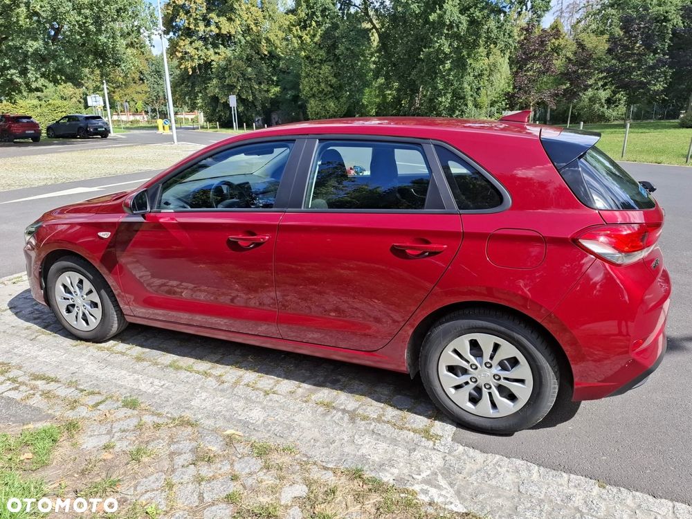 Hyundai i30 1.5 DPI Classic + - 3