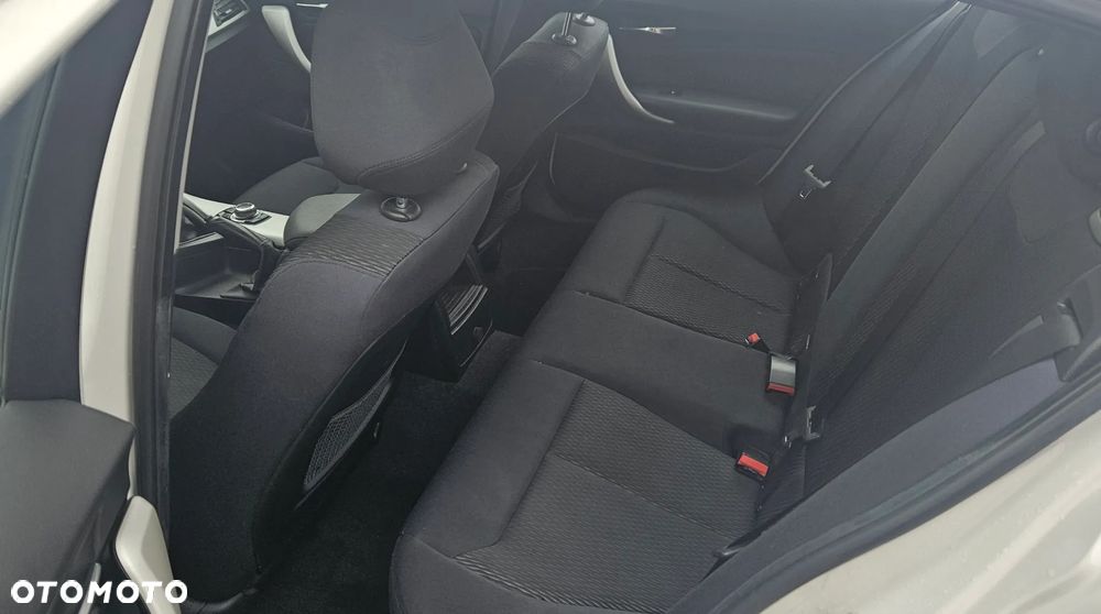BMW Seria 1 118d DPF Edition Lifestyle - 21