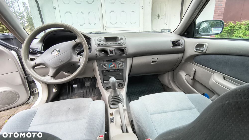 Toyota Corolla 1.4 Terra1 - 4