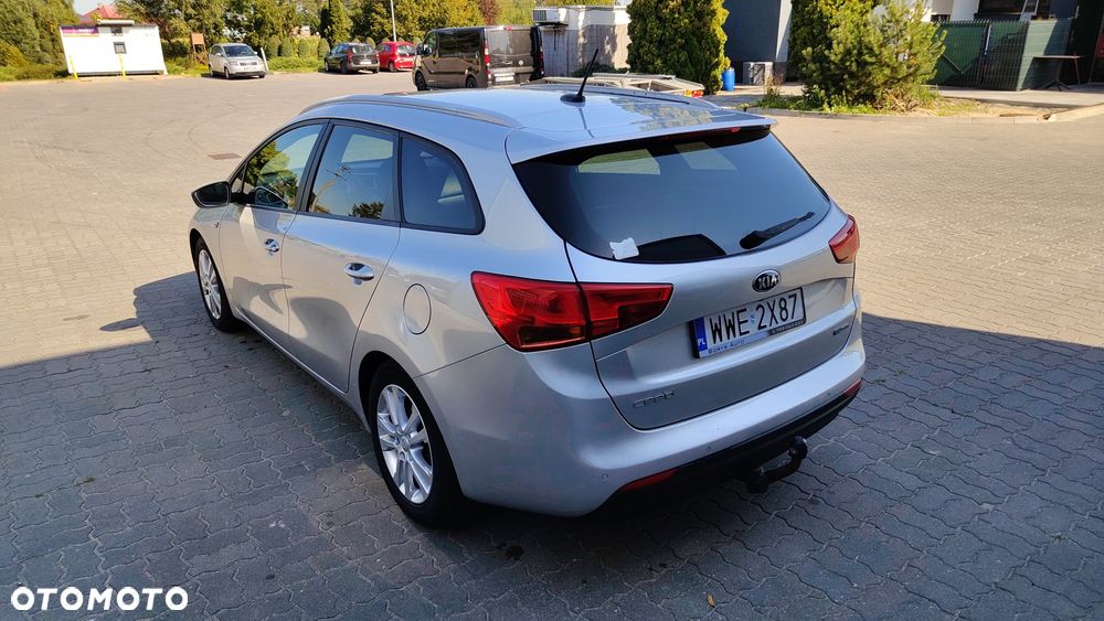Kia Ceed 1.6 GDI Business Line - 4