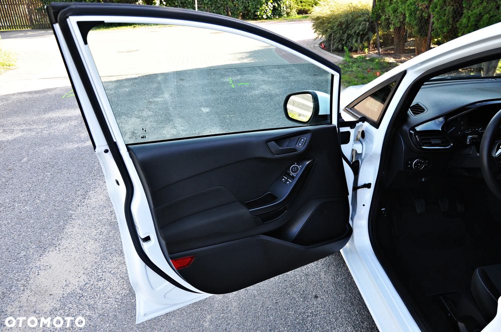 Ford Fiesta 1.0 EcoBoost S&S COOL&CONNECT - 25