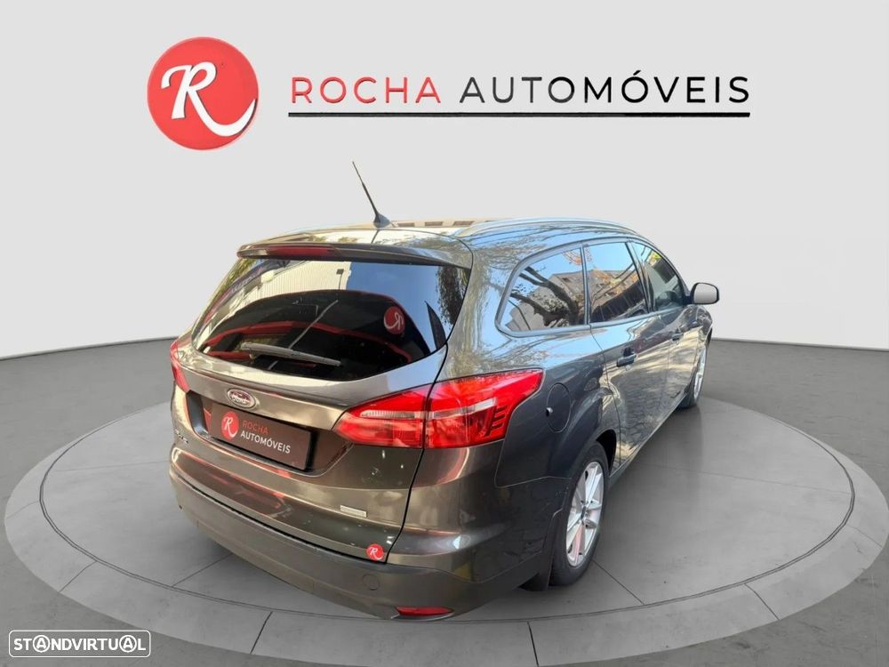 Ford Focus SW - 7