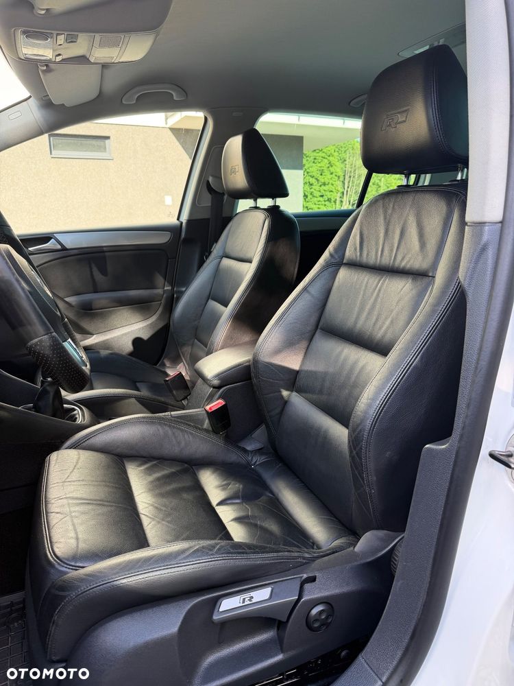 Volkswagen Golf - 17