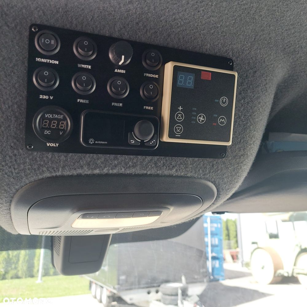 Mercedes-Benz Sprinter - 6