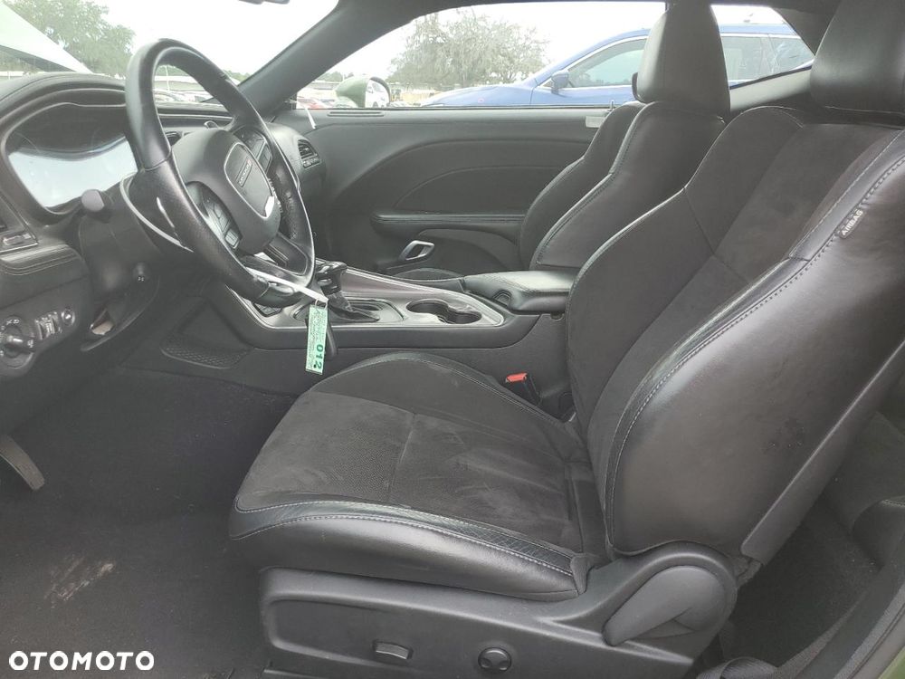 Dodge Challenger Automatik R/T Plus - 9