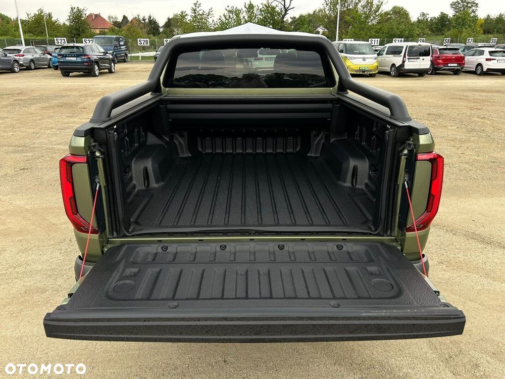 Volkswagen Amarok - 10