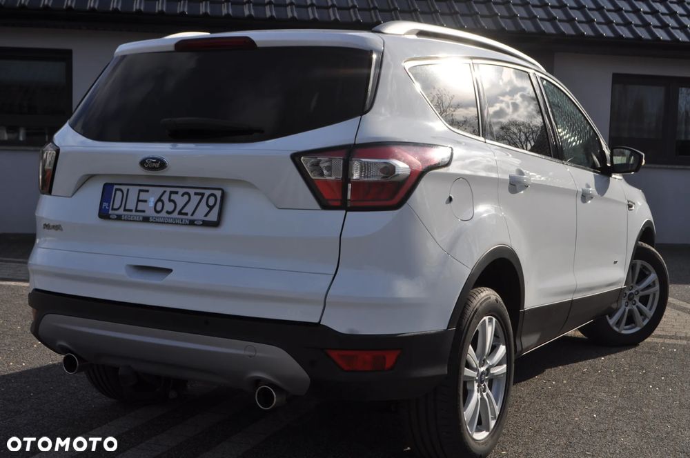 Ford Kuga 2.0 TDCi 4x4 Titanium - 6