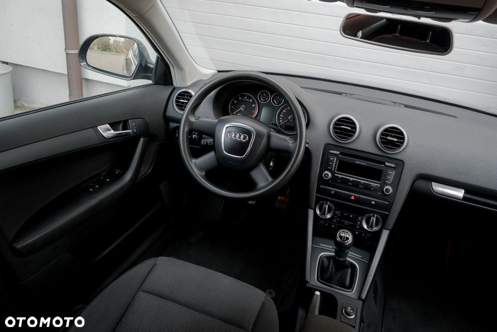 Audi A3 Sportback 1.6 Attraction - 38