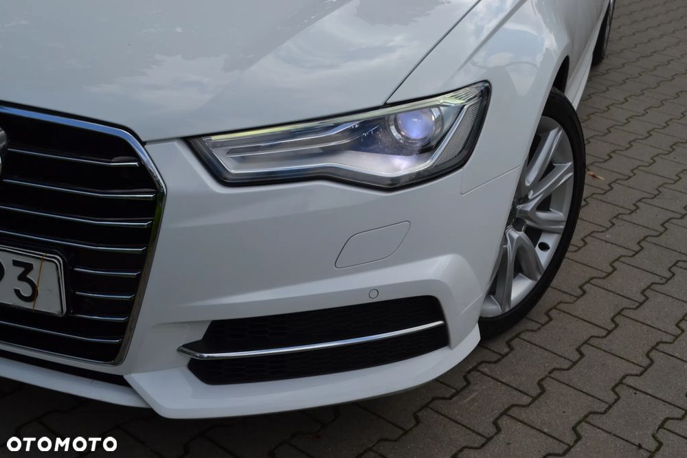 Audi A6 Avant - 13