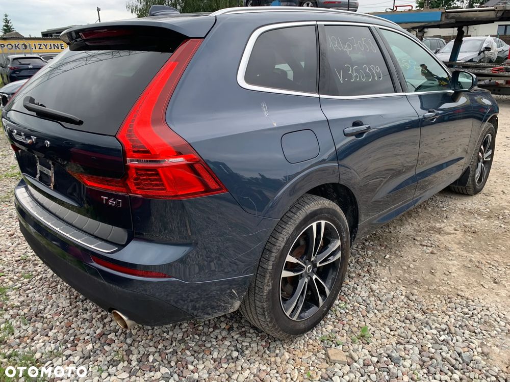 Volvo XC 60 T6 AWD Momentum - 1