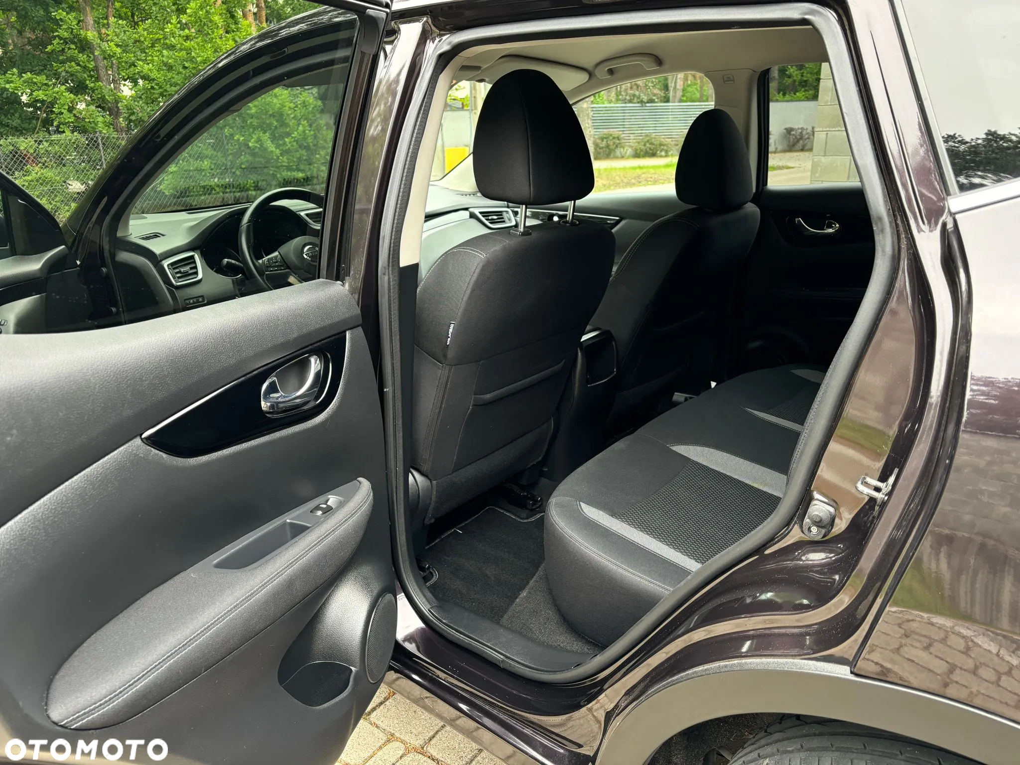 Nissan Qashqai 1.2 DIG-T Visia EU6 - 26
