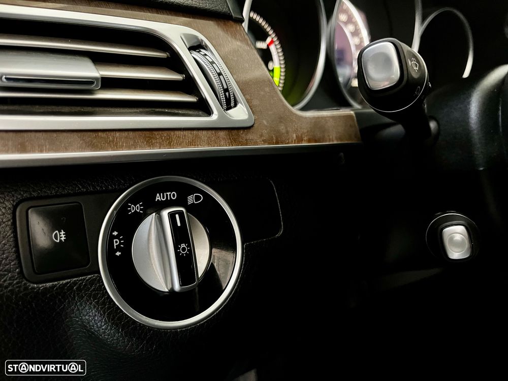 Mercedes-Benz E 300 Bluetec Hybrid Elegance - 21