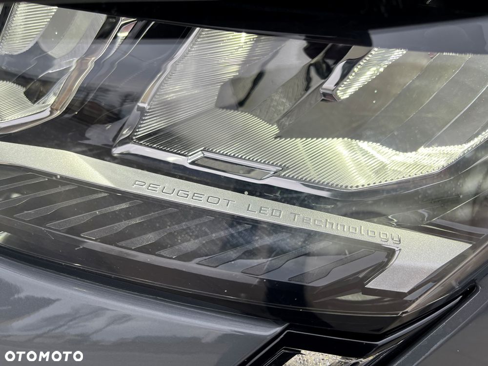 Peugeot 308 1.2 PureTech Allure S&S EAT8 - 11