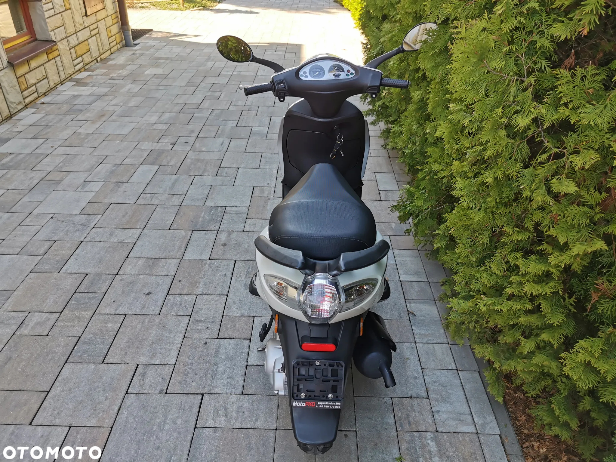 Piaggio FLY - 9