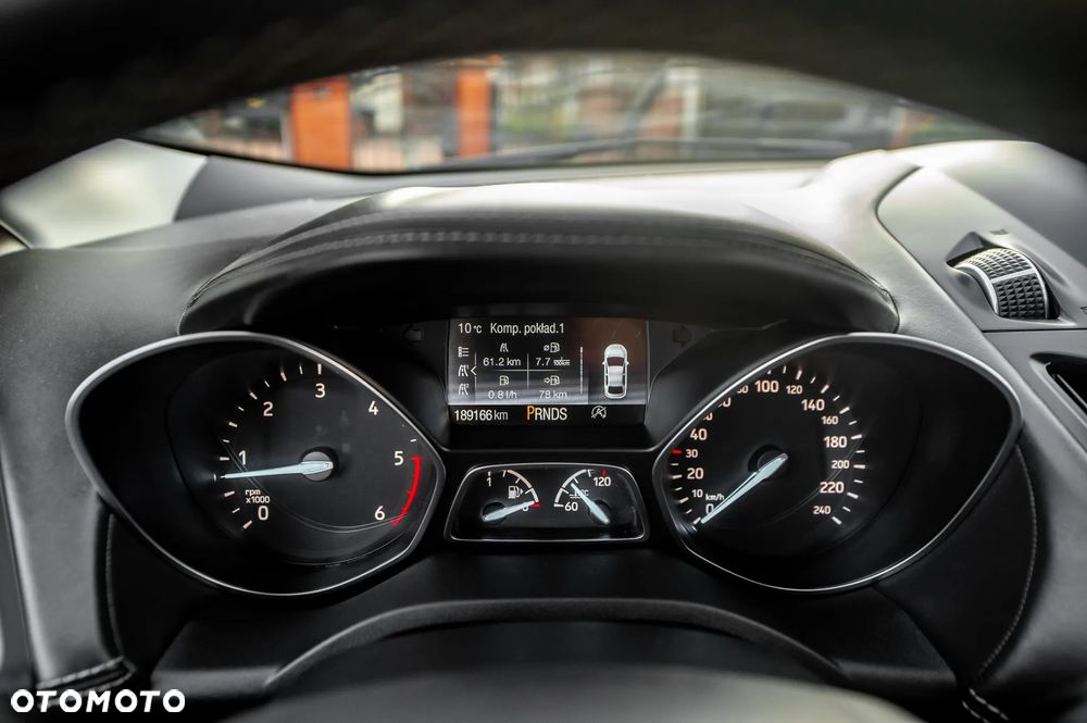 Ford Kuga 2.0 TDCi 4x4 Vignale - 28