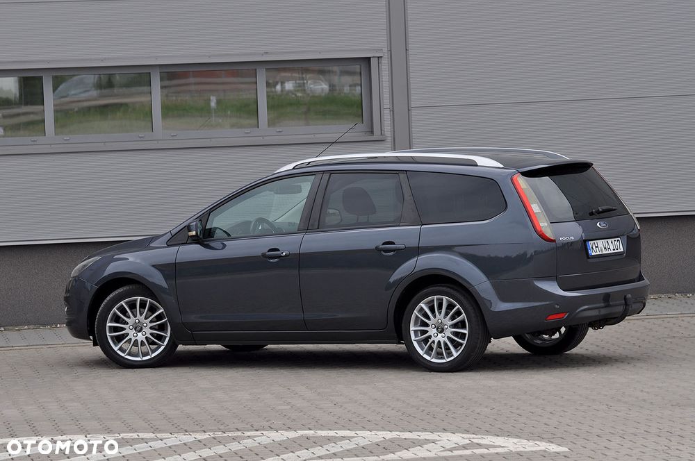 Ford Focus 1.8 FF Platinium X - 18