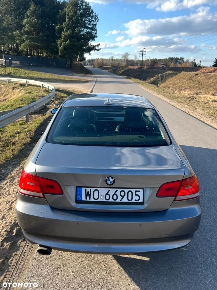 BMW Seria 3 - 12