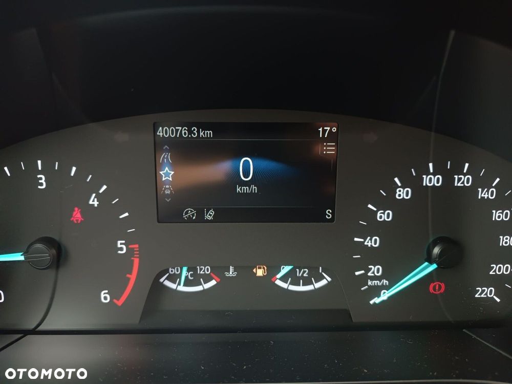 Ford Kuga 1.5 EcoBlue FWD Titanium - 13