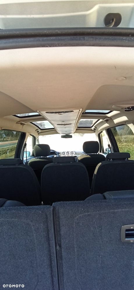 Ford Galaxy 2.0 TDCi Platinium X (Titanium) MPS6 - 15