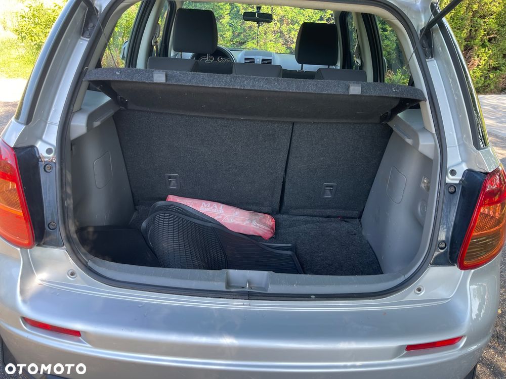 Suzuki SX4 - 9