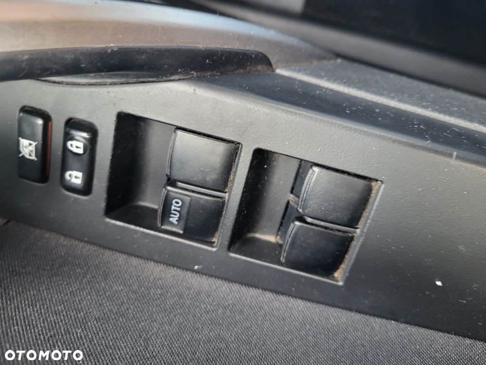 Toyota Auris - 11